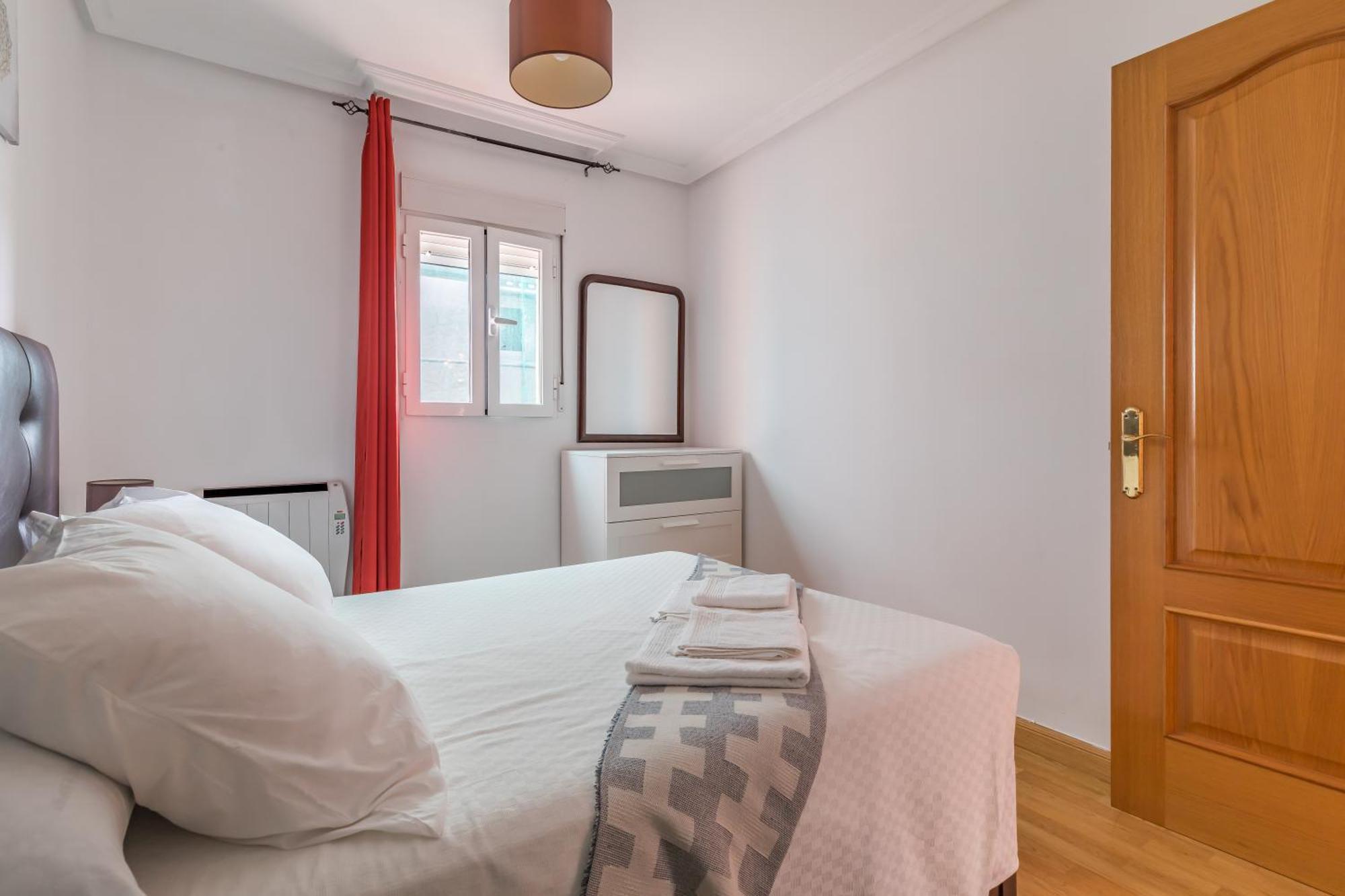 Apartamento Confortable Y Funcional En Vallecas Мадрид Екстериор снимка